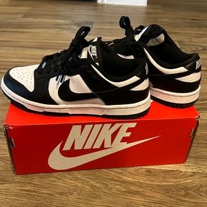 Nike panda
